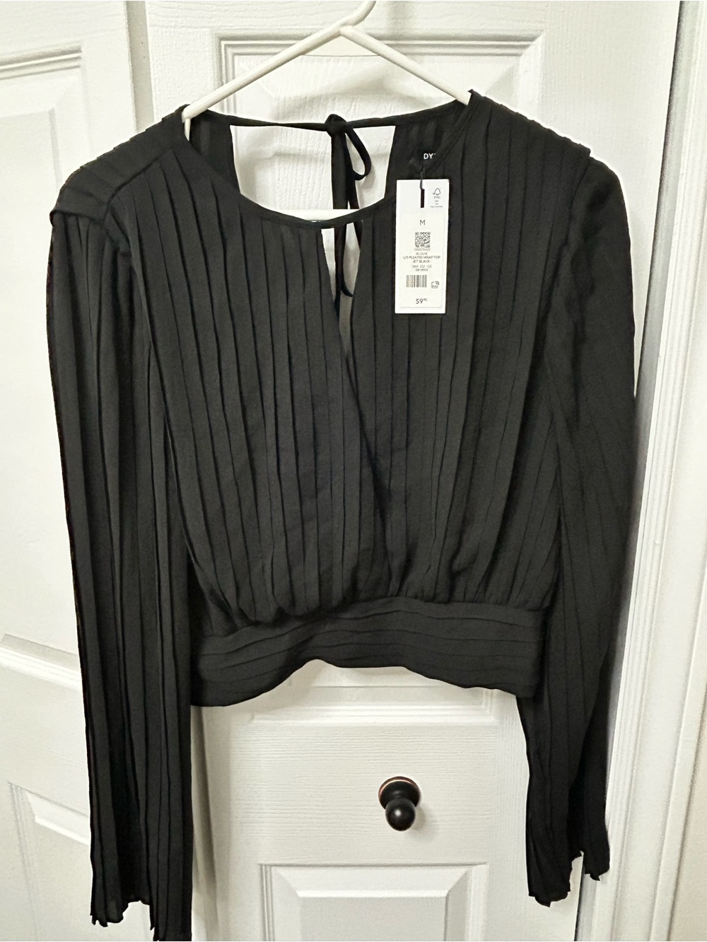Dynamite Black Pleated V-Neck Long-Sleeve Blouse
